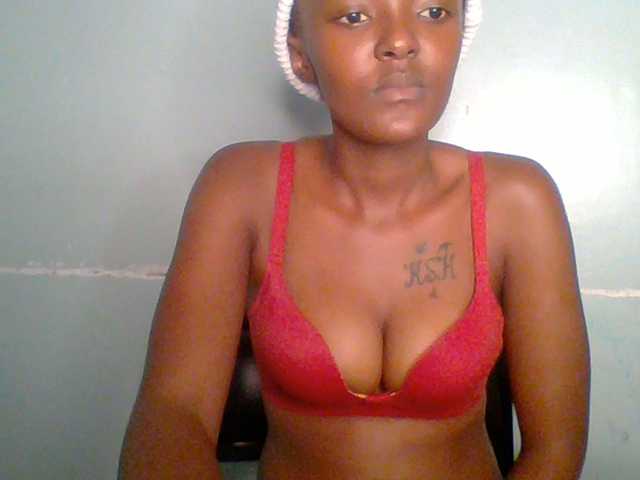 Sweet-spicydall live cam on BongaCams