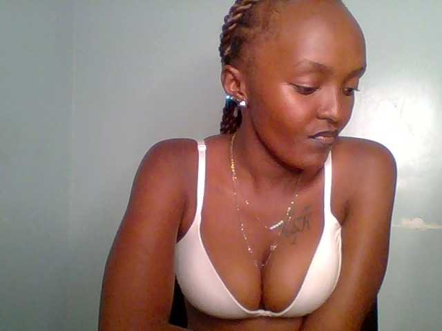 Sweet-spicydall live cam on BongaCams