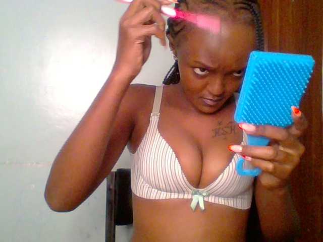 Sweet-spicydall live cam on BongaCams