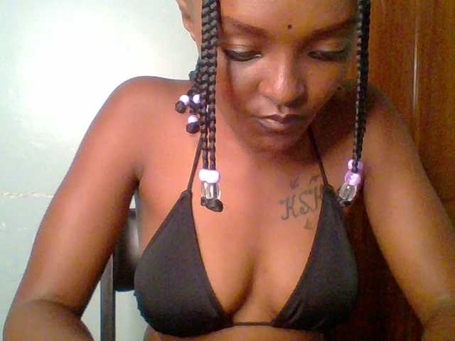 Sweet-spicydall live cam on BongaCams