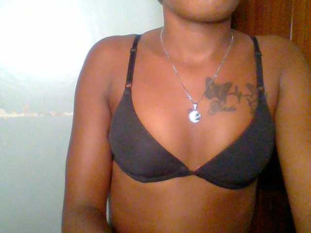 Sweet-spicydall live cam on BongaCams