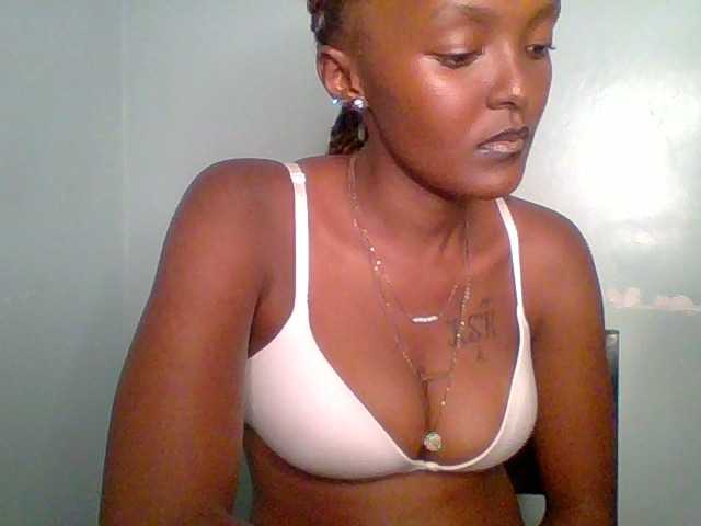 Sweet-spicydall live cam on BongaCams