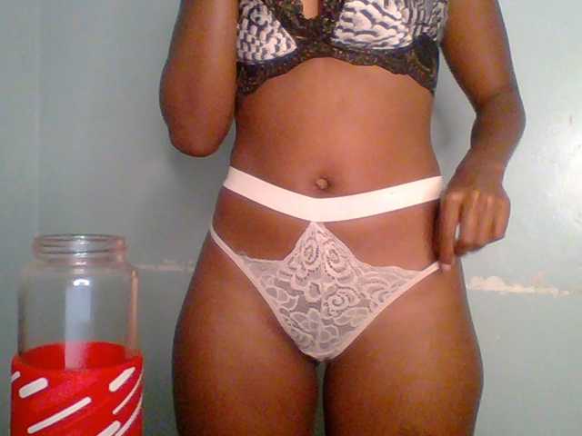 Sweet-spicydall live cam on BongaCams