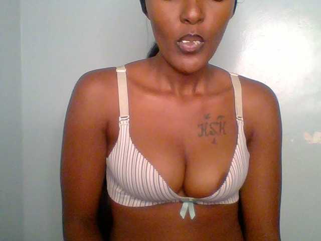 Sweet-spicydall live cam on BongaCams