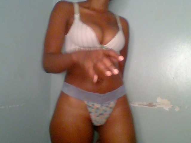 Sweet-spicydall live cam on BongaCams