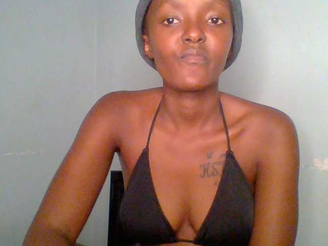 Sweet-spicydall live cam on BongaCams