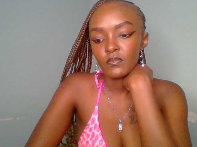 Sweet-spicydall live cam on BongaCams