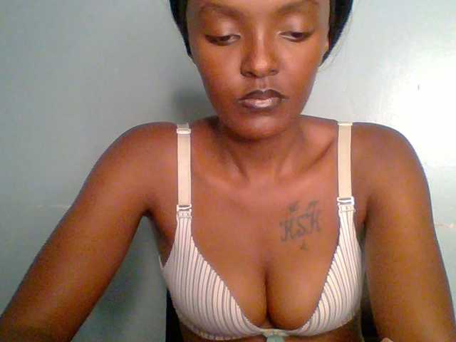 Sweet-spicydall live cam on BongaCams