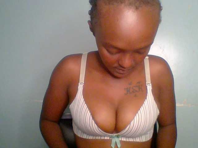 Sweet-spicydall live cam on BongaCams