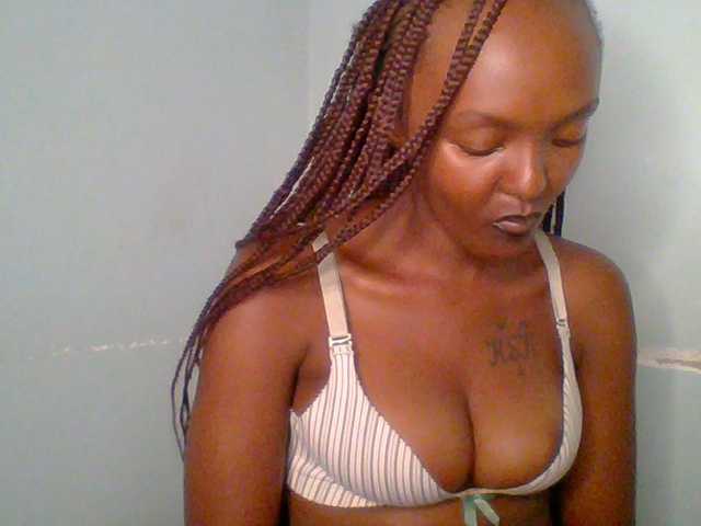 Sweet-spicydall live cam on BongaCams