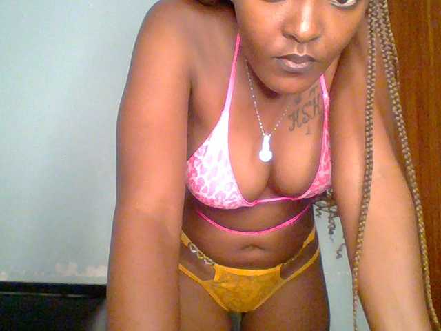 Sweet-spicydall live cam on BongaCams