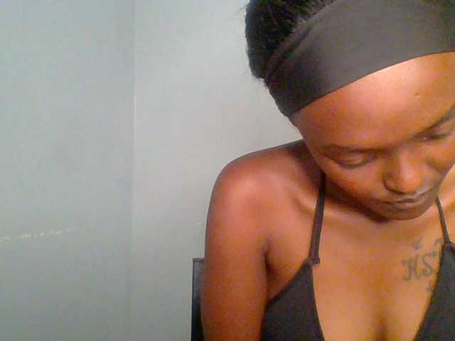Sweet-spicydall live cam on BongaCams