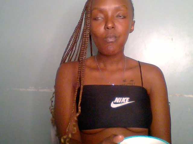 Sweet-spicydall live cam on BongaCams