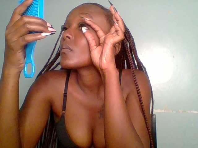 Sweet-spicydall live cam on BongaCams
