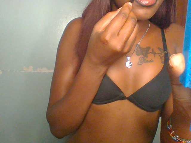 Sweet-spicydall live cam on BongaCams