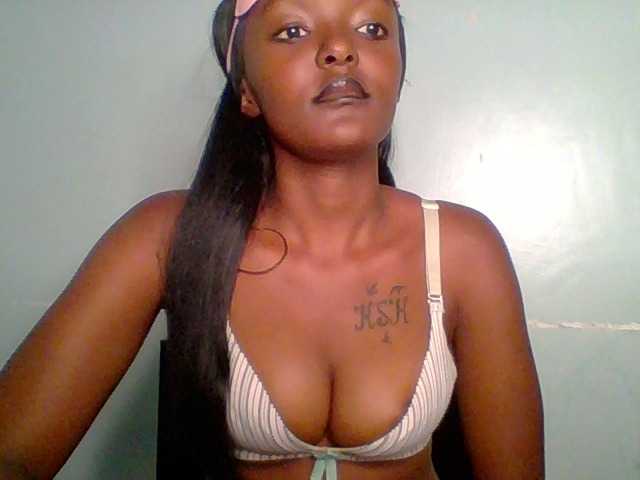 Sweet-spicydall live cam on BongaCams