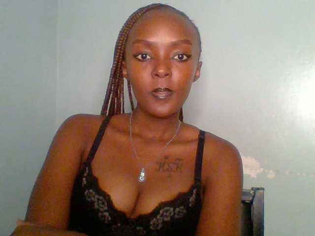 Sweet-spicydall live cam on BongaCams