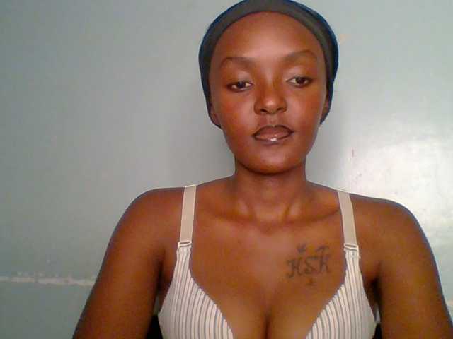 Sweet-spicydall live cam on BongaCams