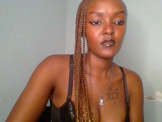 Sweet-spicydall live cam on BongaCams