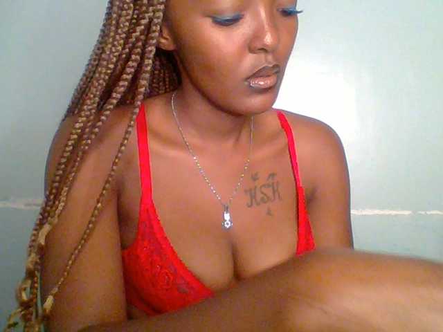 Sweet-spicydall, en vivo ahora en BongaCams