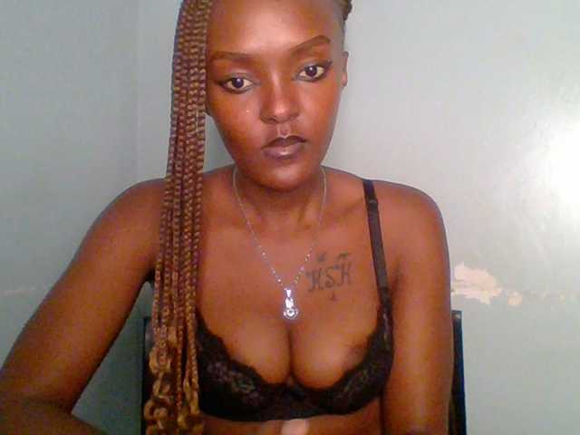 Sweet-spicydall live cam on BongaCams