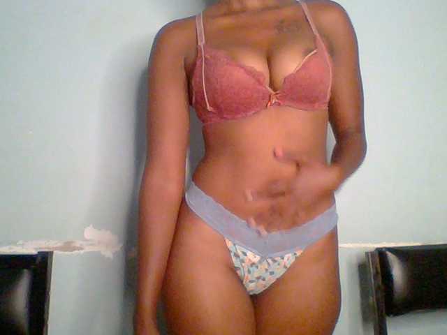 Sweet-spicydall live cam on BongaCams