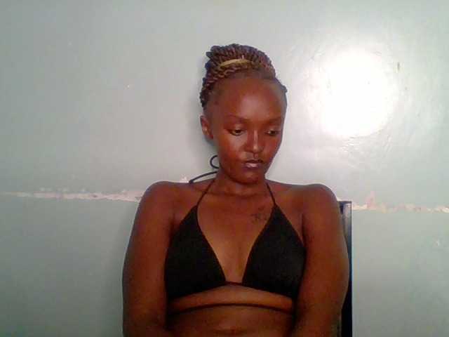 Sweet-spicydall live cam on BongaCams