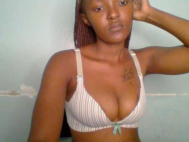 Sweet-spicydall live cam on BongaCams