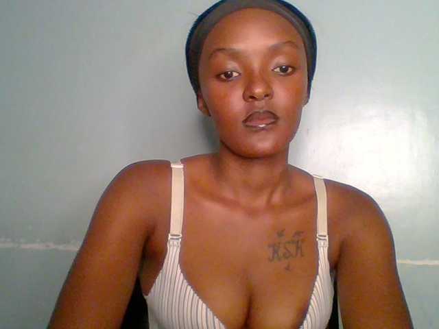 Sweet-spicydall live cam on BongaCams