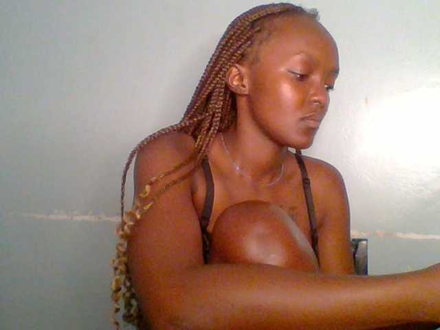 Sweet-spicydall live cam on BongaCams