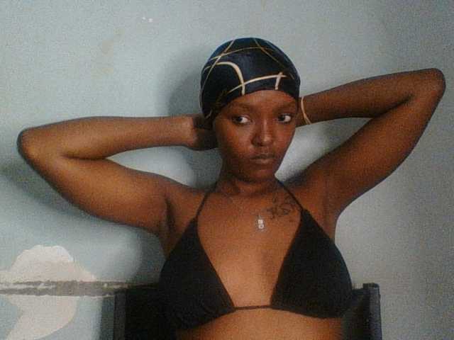 Sweet-spicydall live cam on BongaCams