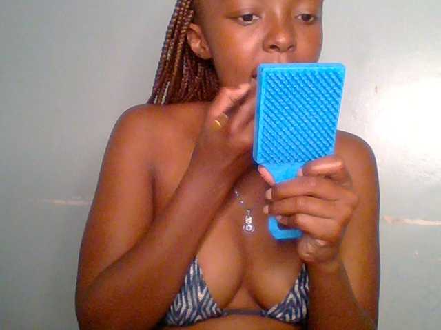 Sweet-spicydall live cam on BongaCams