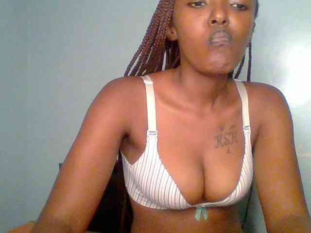 Sweet-spicydall webcam