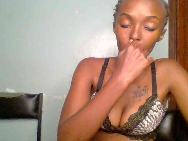Sweet-spicydall webcam