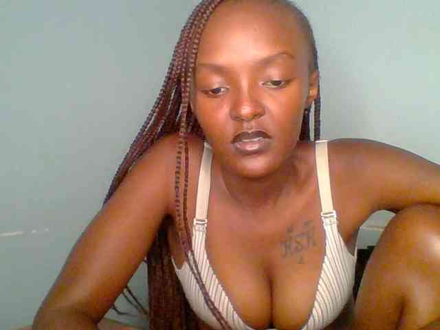 Sweet-spicydall webcam