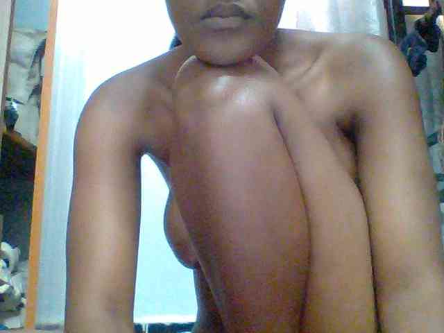 Sweet-spicydall webcam