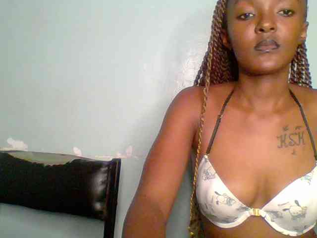 Sweet-spicydall webcam