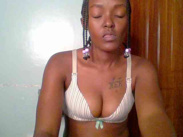 Sweet-spicydall webcam