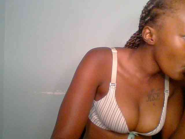 Sweet-spicydall webcam