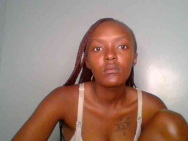 Sweet-spicydall webcam
