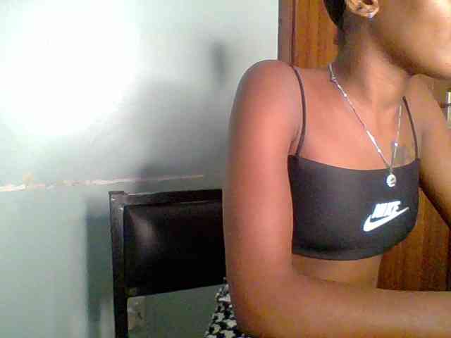 Sweet-spicydall webcam