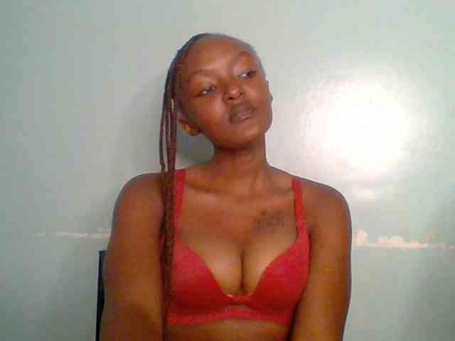 Sweet-spicydall webcam