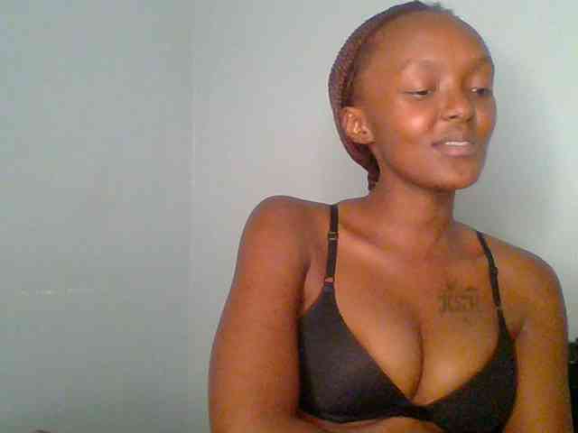 Sweet-spicydall webcam