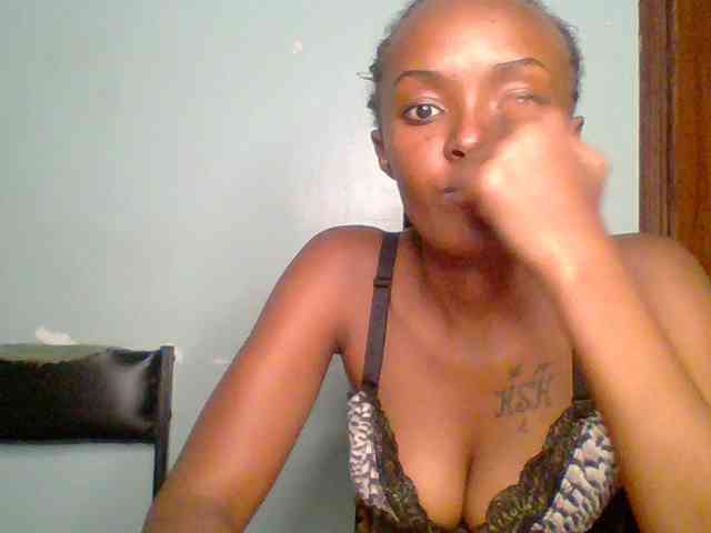 Sweet-spicydall webcam
