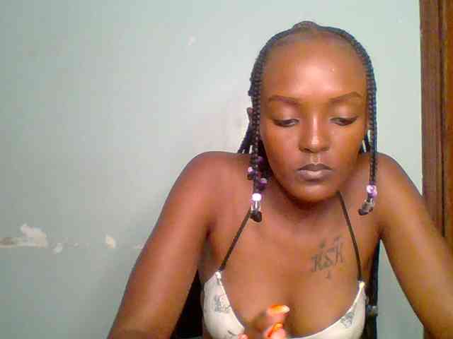 Sweet-spicydall webcam