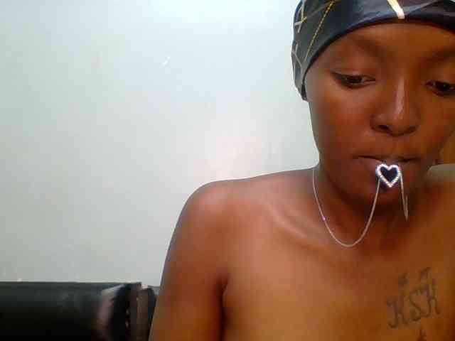 Sweet-spicydall webcam