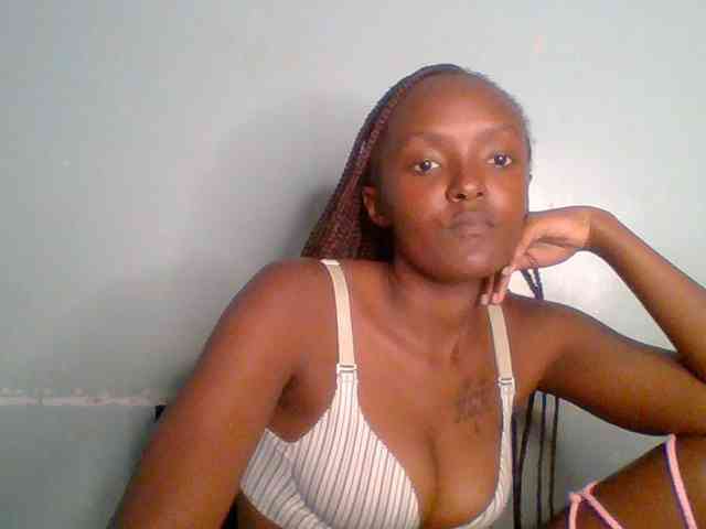 Sweet-spicydall webcam