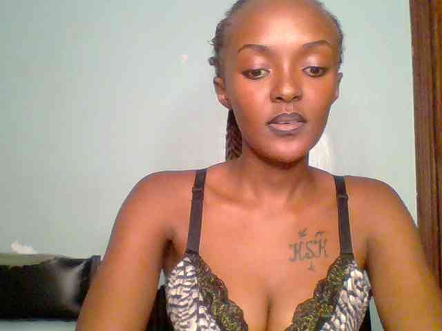 Sweet-spicydall webcam