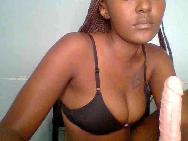 Sweet-spicydall webcam