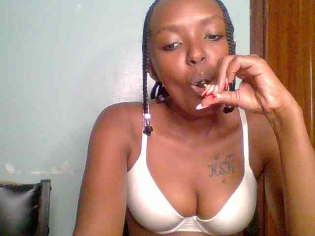 Sweet-spicydall webcam